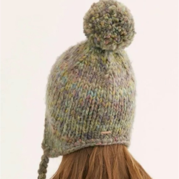 NEW Free People Fox Trot Trapper Winter Hat Green Z392-1 - Picture 4 of 4